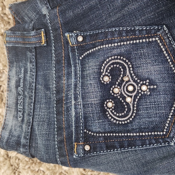 Guess premium low rise boot cut - Picture 2 of 10